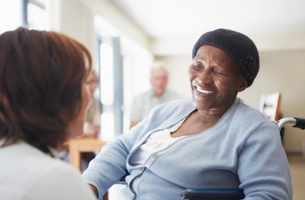 Woman talking with Doctor